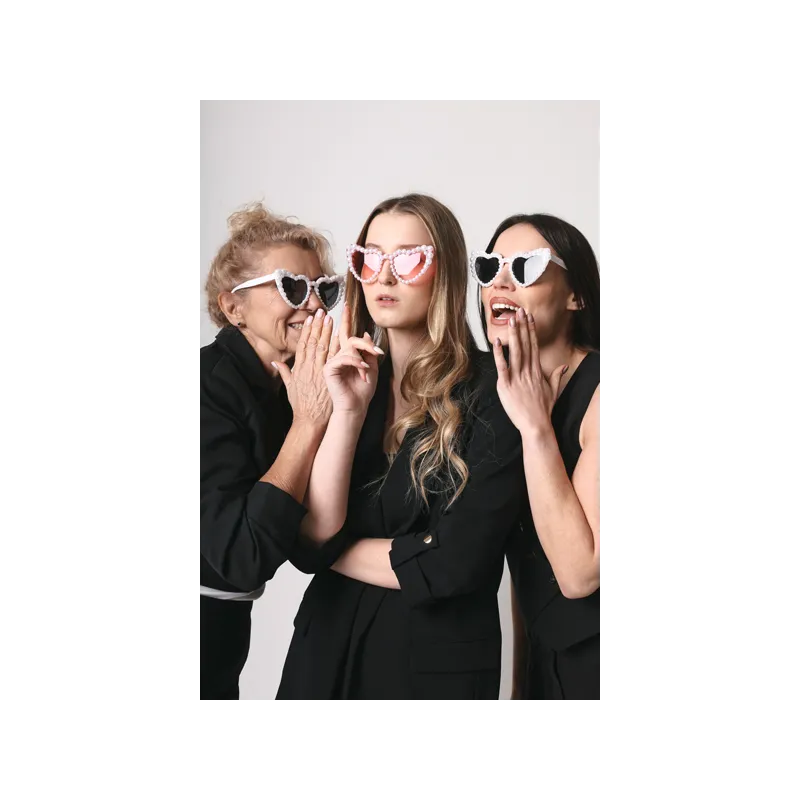 Okulary Serduszka z perłami, biały